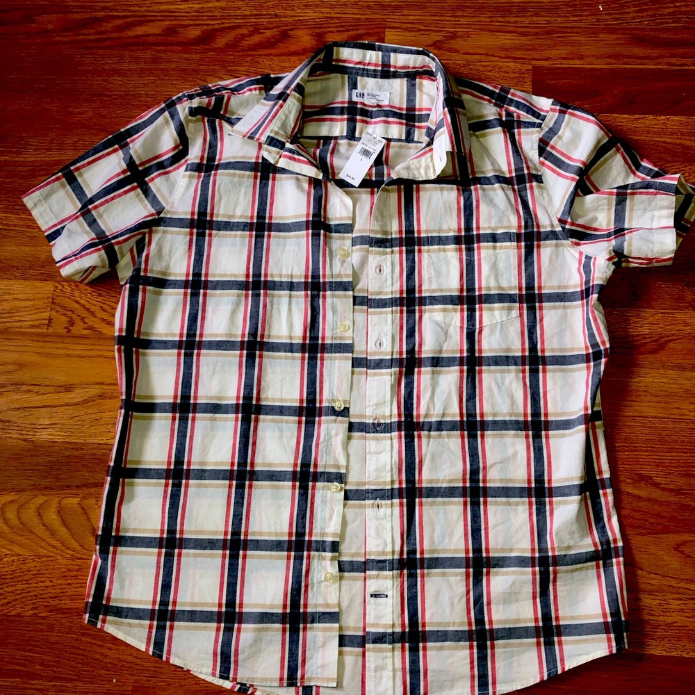 gap button down short sleeve shirt
